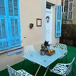 Apartmán Beautiful With Terrace Centre