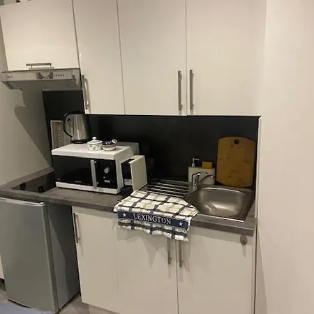 Beautiful With Terrace Centre