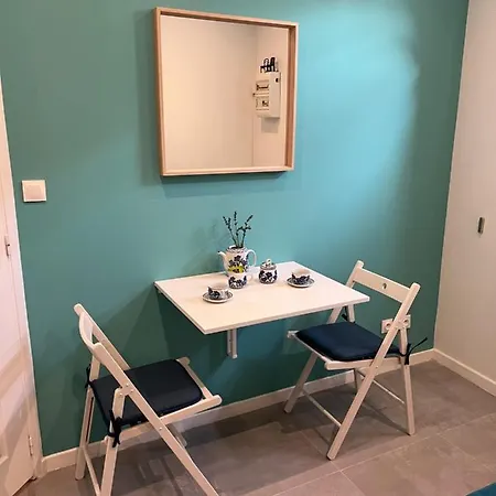 דירה Beautiful With Terrace Centre ניס